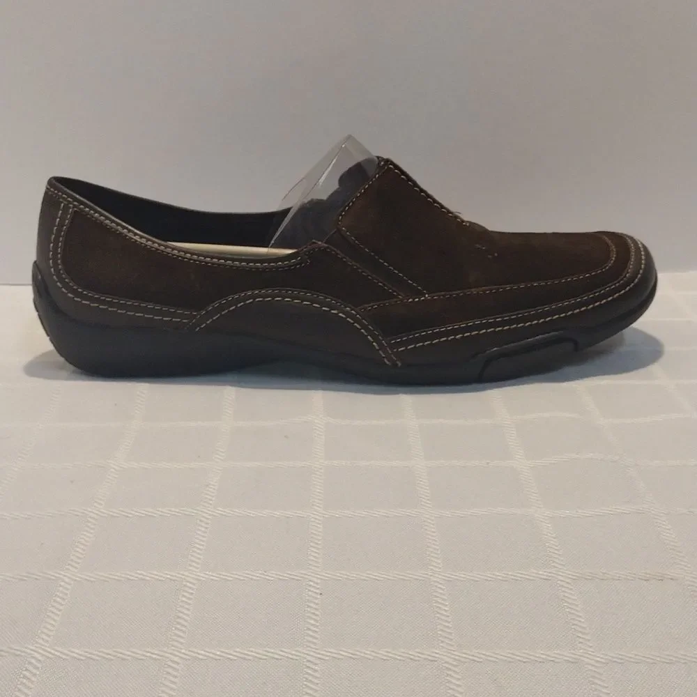 NIB Array Hickory Brown Slip-On Shoes! CONSIGNMENT!